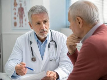 Cholestérol ldl élevé symptômes : quand consulter après 60 ans ?
